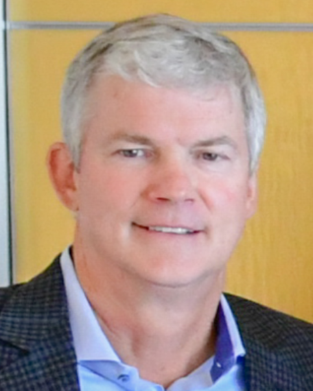 Dan Thomas headshot
